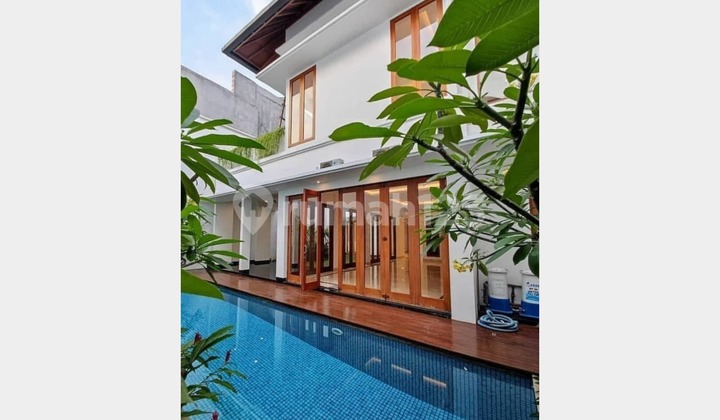 Dijual Rumah Mewah Terawat di Pondok Indah Jakarta Selatan