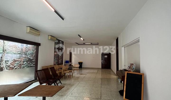 Disewakan Rumah Cocok Untuk Di Jadikan Resto di Menteng Jakarta Pusat Lokasi Strategis & Nyaman 2