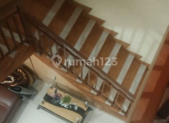 For Sale 4-Story Boarding House in Kelapa Gading, North Jakarta 2