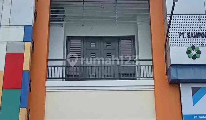 Ruko Strategis Pondok Tjandra Jalan Utama 1