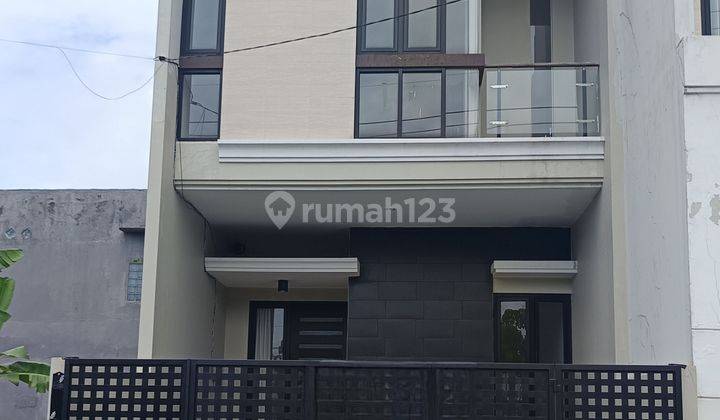 Rumah Modern Siap Huni di Pondok Tjandra Sidoarjo, Dekat Rungkut, Surabaya 1