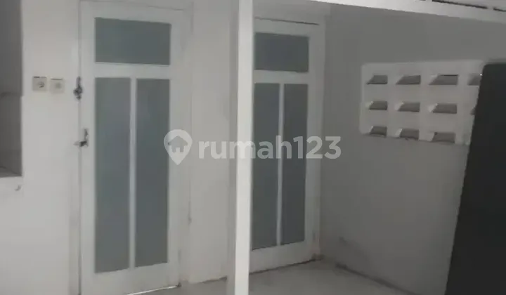 Rumah Area Serengan Solo Cocok untuk Kantor/Usaha/Tempat Tinggal 2