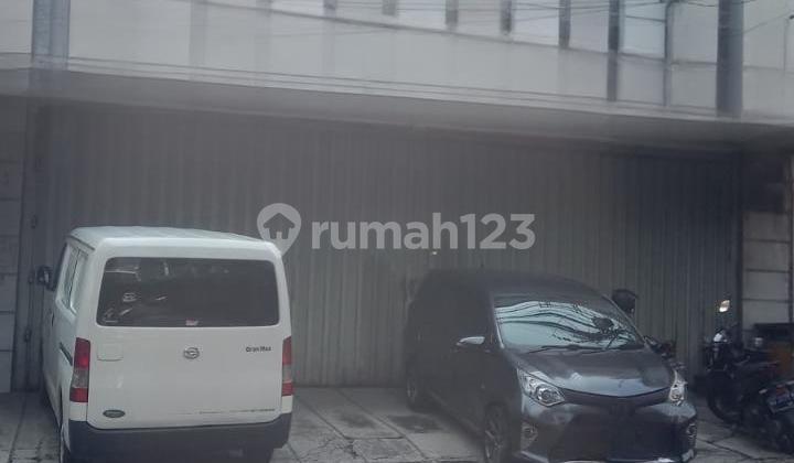 Ruko Strategis di Tengah Kota Lokasi Premium 2