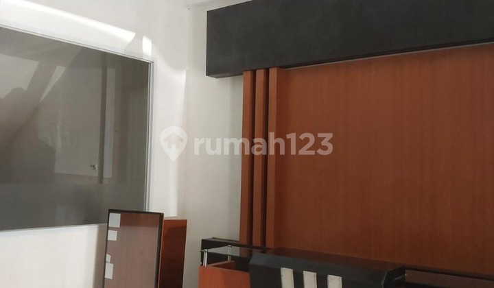 Ruko 3 Lantai Pusat Bisnis Solo Baru Potensi Investasi Tinggi 1