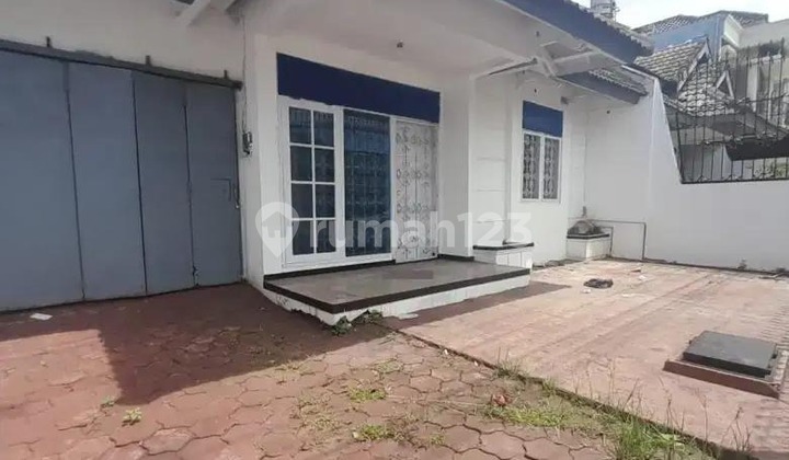For Rent: 1-Story Building House in Solo Baru