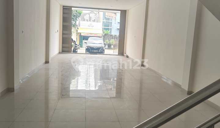 Serengan New Building Shop House, Suitable for Office 2