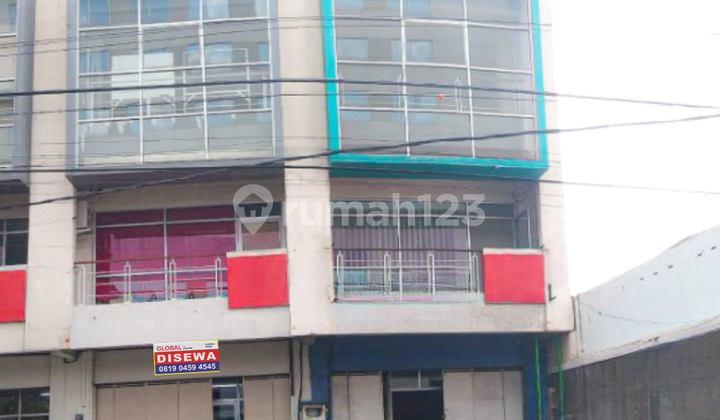 For Rent Strategic Shop House Manahan Solo