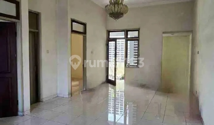 Strategic Shop House on the Main Road Near Solo Baru Suitable for a Store 2