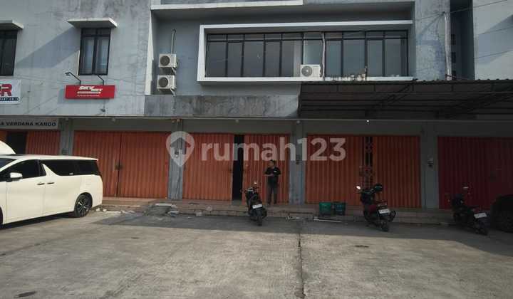 Disewakan Ruko 2 Lantai Strategis di Komplek Ruko Malangjiwan Disewakan Ruko 2 Lantai Strategis di Komplek Ruko Malangjiwan
