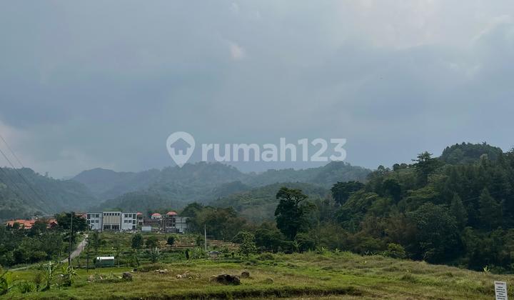 Tanah Strategis Dekat Bundaran di Pacet, Mojokerto