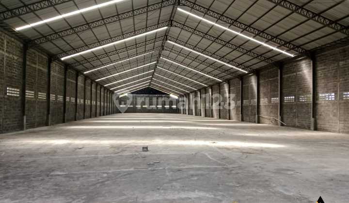 Warehouse in Klaten's Highly Strategic Industrial Zone, Area 5000m2