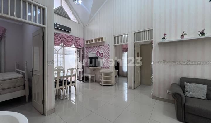 Dijual Rumah Hoek Taman Bromo Lippo Karawaci