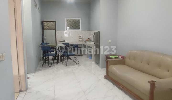 For Sale: Palem Semi House in Karawaci, Tangerang For Sale: Palem Semi House in Karawaci, Tangerang