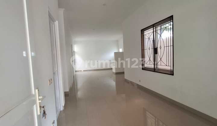 Dijual Rumah Di Taman Ubud Cempaka Karawaci