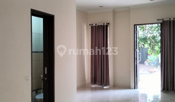 Dijual Cepat Murah Aja Rumah Gading Serpong Kawasan Scientia Summarecon Serpong Sudah Renovasi