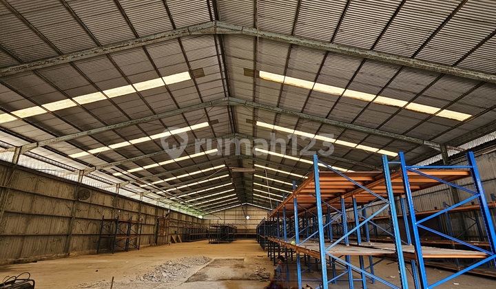 Warehouse for Rent in Ciakar Curug, Tangerang Warehouse for Rent in Ciakar Curug, Tangerang