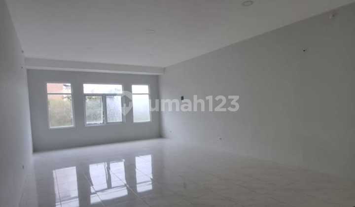 Ruko Bagus Renovated Strategis Hadap Jalan Raya di Lippo Karawaci 2