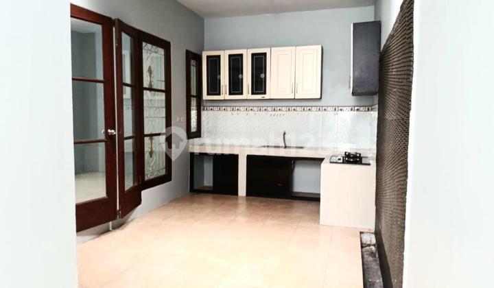 House for Sale in Taman Pattaya, Ready to Occupy 2