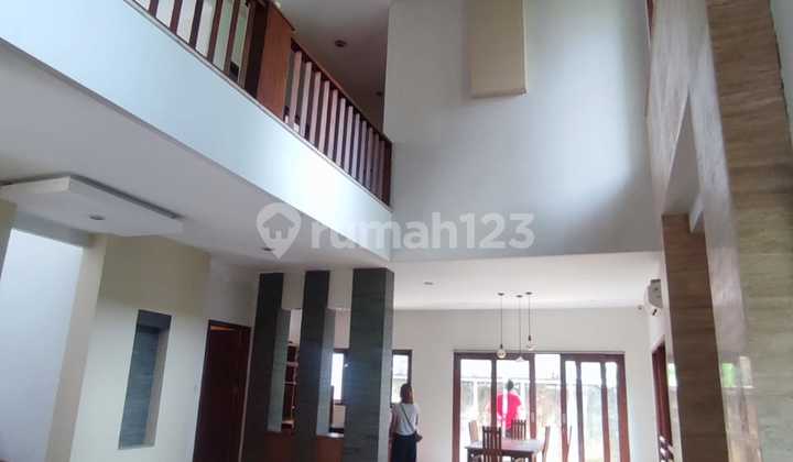 For Rent: Beautiful Villa-Style House, Lippo Karawaci For Rent: Beautiful Villa-Style House, Lippo Karawaci