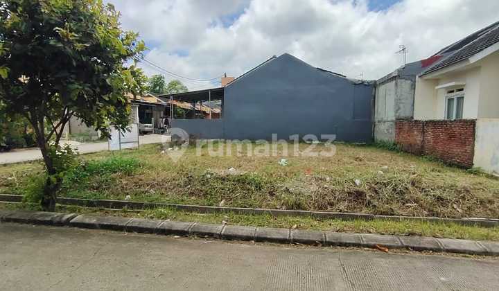 For Sale Corner Plot 149m in Taman Sakura Cluster Bekasi.