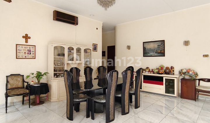 Dijual Rumah 657M2 di Menteng Jakarta Pusat Dijual Rumah 657M2 di Menteng Jakarta Pusat
