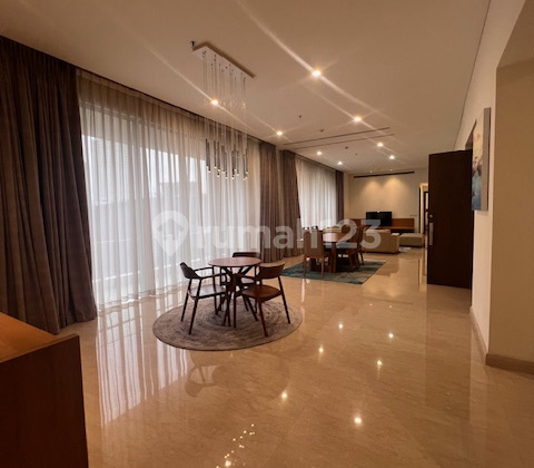 4Br Apartment di The Pakubuwono Spring 2