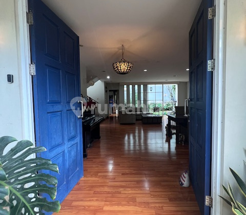 Rumah Siap Huni Dalam Cluster di Senayan Bintaro Sektor 9