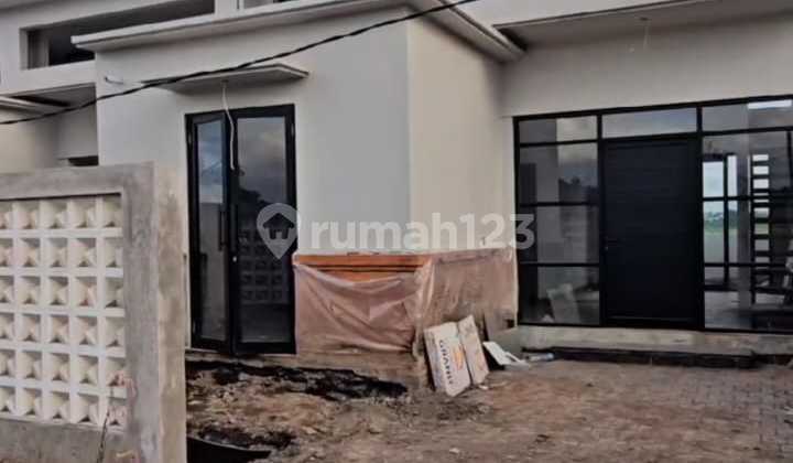 Rumah Nyitdah, Tabanan 2