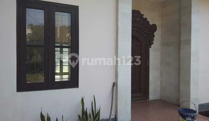 Rumah Satu Lantai dengan Lahan Luas dan Nyaman serta Lokasi Strategis - Seminyak, Badung 2