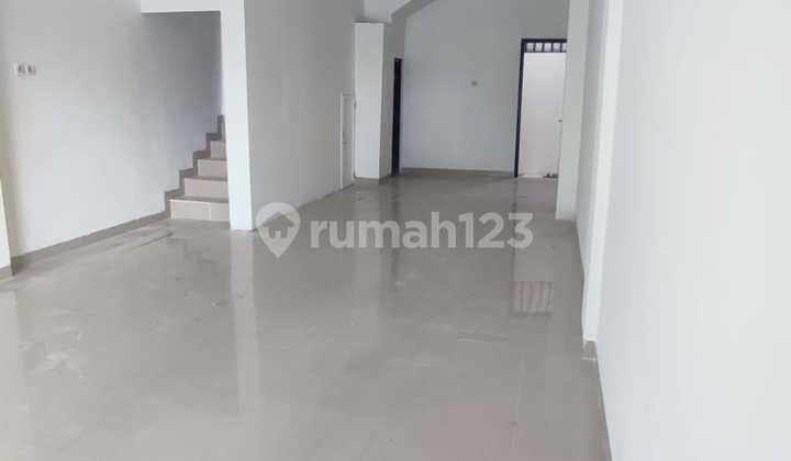 Shop House for Rent - Kerobokan Kaja 2