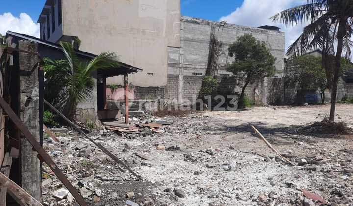 Tanah Luas di Lokasi Strategis dan Ramai - Kuta, Badung