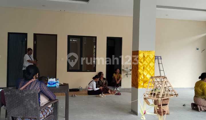 Jimbaran Shop House, Badung 2