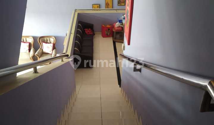 Rumah Besar dan Nyaman Cocok untuk Keluarga dengan Lokasi Strategis - Denpasar Utara 2