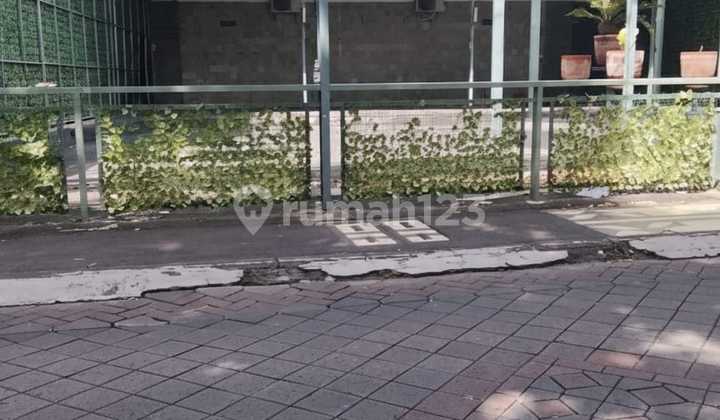 Spacious Shop House in a Prime Location on Main Road - Legian, Badung Spacious Shop House in a Prime Location on Main Road - Legian, Badung