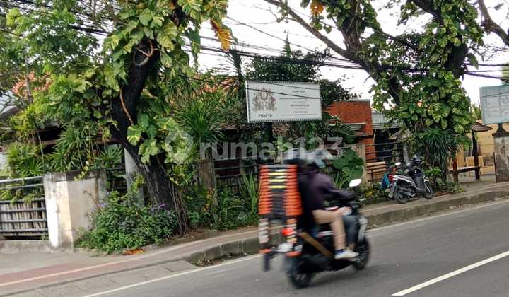 Tanah Kuta, Badung Tanah Kuta, Badung