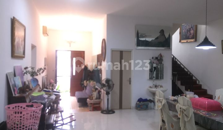 Rumah 2 Lantai di Cluster Sapphire PHG Gading Serpong, Tangerang 2