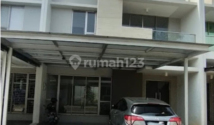 Disewakan Rumah Baru di Golf Island LT 200M2 KT 3+1 KM 3+1 Bagus Disewakan Rumah Baru di Golf Island LT 200M2 KT 3+1 KM 3+1 Bagus