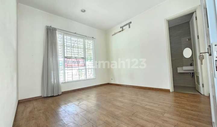 For Sale. Quick Residential Home. Green & Comfortable. In Suvarna Sutera For Sale. Quick Residential Home. Green & Comfortable. In Suvarna Sutera