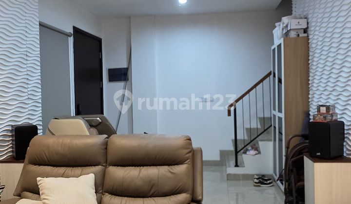 For Sale. Lavon House. Tokyo Cluster Size 7 x 12 Furnished. 2