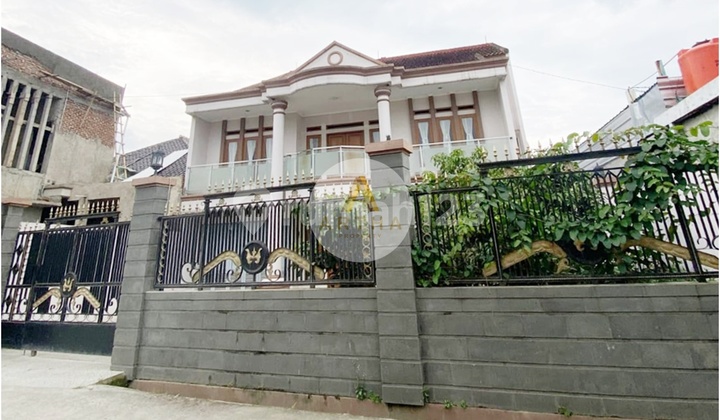 Kadungora Garut House, Ready to Live In, Luxurious and Serene