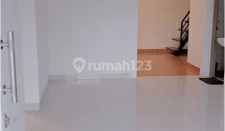 Well-Maintained House in Pasir Impun, Cikadut, Cicaheum, Bandung Well-Maintained House in Pasir Impun, Cikadut, Cicaheum, Bandung