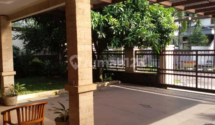 Sale of House in Buah Batu Area. Quiet Area. 2