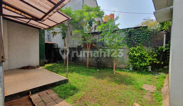 Jual Rumah Sayap Dago . Murah !! Jual Rumah Sayap Dago . Murah !!