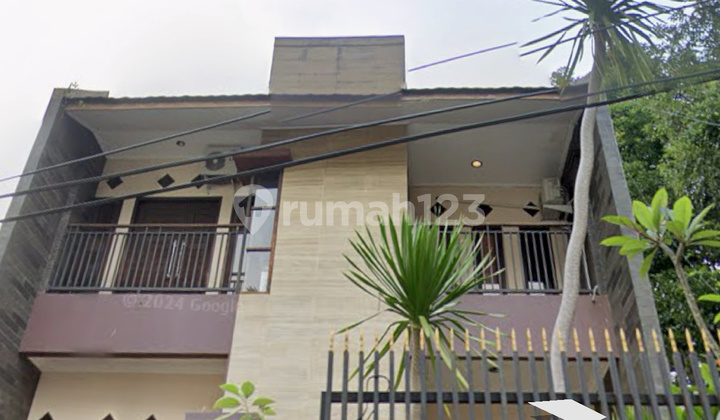 Dijual Murah . Rumah 2 Lt. Jl Setra Murni Atas . Ada Kolam Renang .udara Sejuk 1