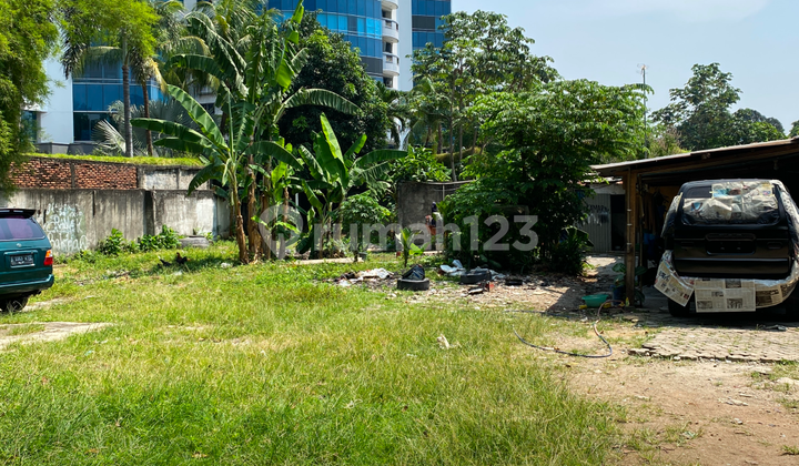 Unlock Your Business Potential in the Strategic TB Simatupang Area Unlock Your Business Potential in the Strategic TB Simatupang Area