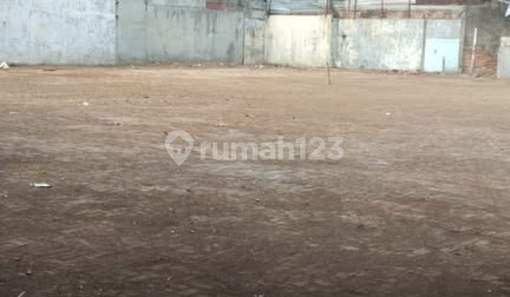 Bangun Proyek Impian Anda di Tanah Strategis 924m² Tebet Bangun Proyek Impian Anda di Tanah Strategis 924m² Tebet