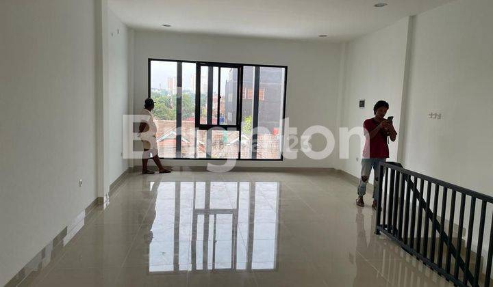 RUKO DI JALAN SUMATERA BUMI SERPONG DAMAI 1