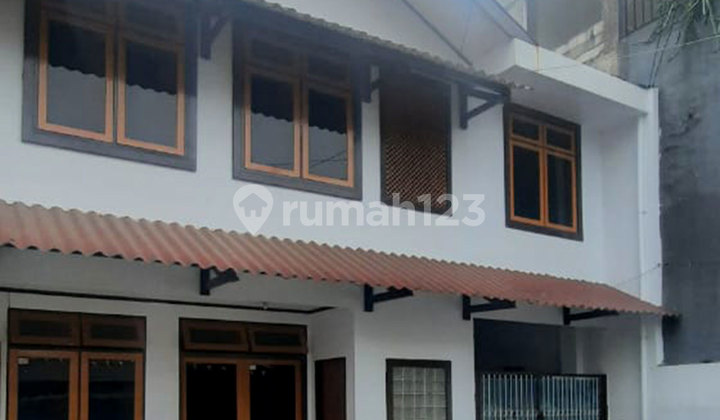 Rumah Kos2an Bagus Untuk Karyawan Putri Dikawasan Pancoran Jakarta Selatan Rumah Kos2an Bagus Untuk Karyawan Putri Dikawasan Pancoran Jakarta Selatan