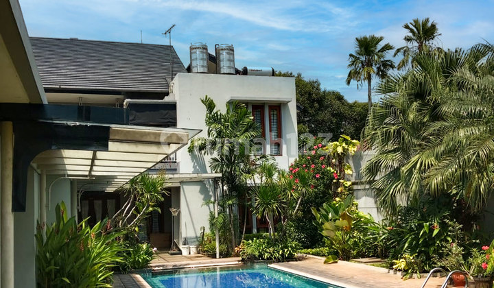 Rumah Siap Huni di Lokasi Strategis di Pinggir Jalan Bangka Rumah Siap Huni di Lokasi Strategis di Pinggir Jalan Bangka