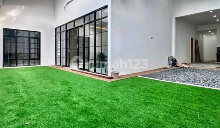 Rumah Brand New Siap Huni Lokasi Strategis Dekat MRT & Citos